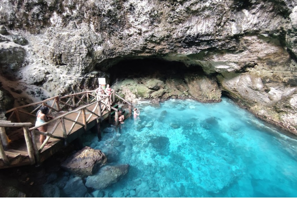 Hoyo Azul Punta Cana